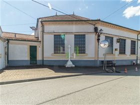 Image No.0-Commercial à vendre à Coimbra