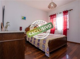 Image No.4-8 Bed House for sale
