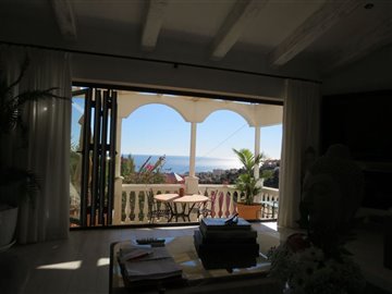 11-20939a0134ad724a8cb2a801094d15a4