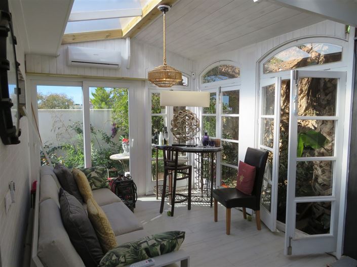 Image No.4-2 Bed Townhouse for sale