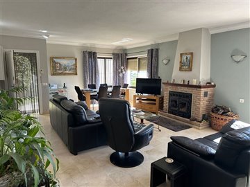 3-e898b2bb2a2fdfd06d2c39894dce8316