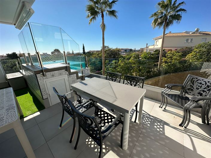 Image No.10-2 Bed Apartment for sale