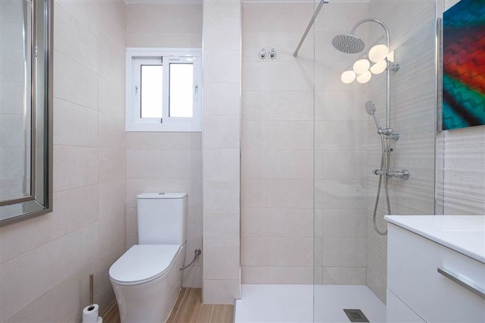 Image No.20-3 Bed Apartment for sale