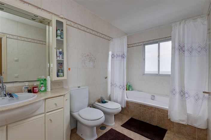 Image No.17-6 Bed Villa for sale