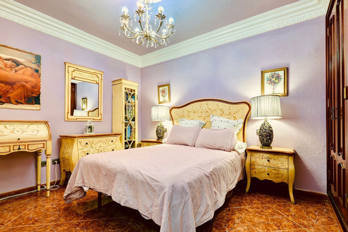 Image No.10-3 Bed Apartment for sale