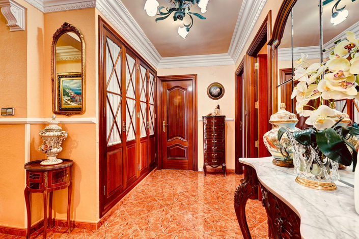 Image No.20-3 Bed Apartment for sale