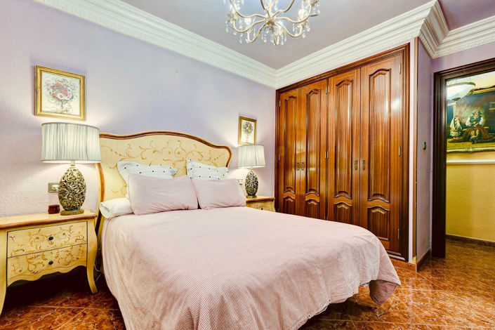 Image No.24-3 Bed Apartment for sale