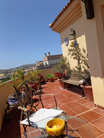 Image No.17-3 Bed Apartment for sale