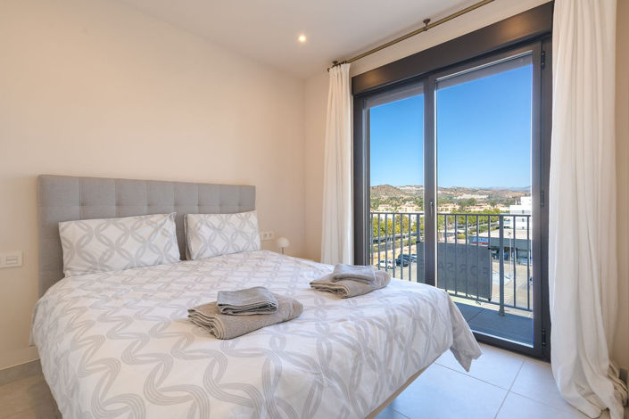 Image No.15-2 Bed Apartment for sale