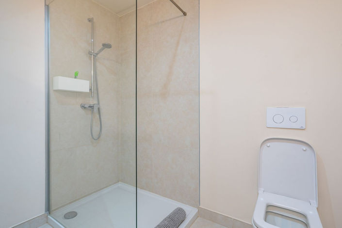 Image No.18-2 Bed Apartment for sale