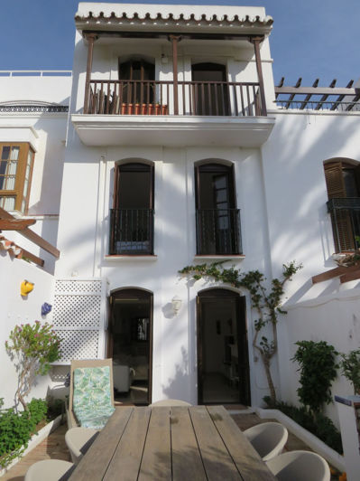 Image No.16-4 Bed Townhouse for sale