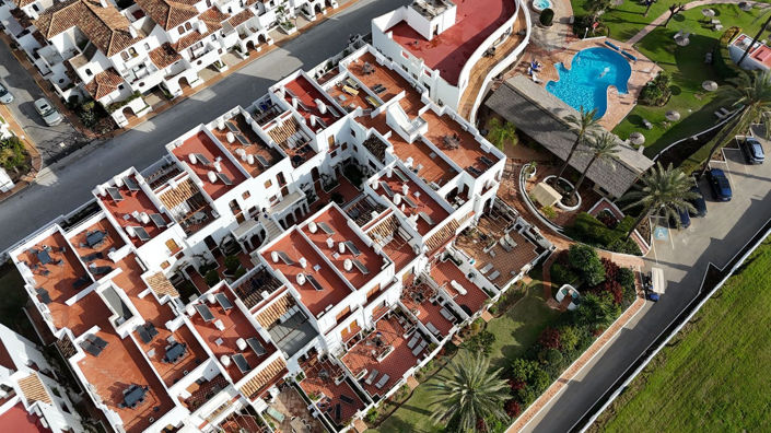 Image No.23-4 Bed Townhouse for sale