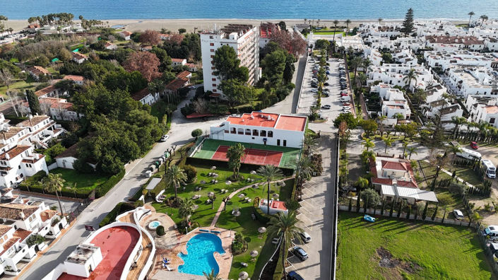 Image No.30-4 Bed Townhouse for sale