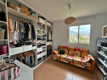 13-5fd73dea700db77384c091ca9818b1a9