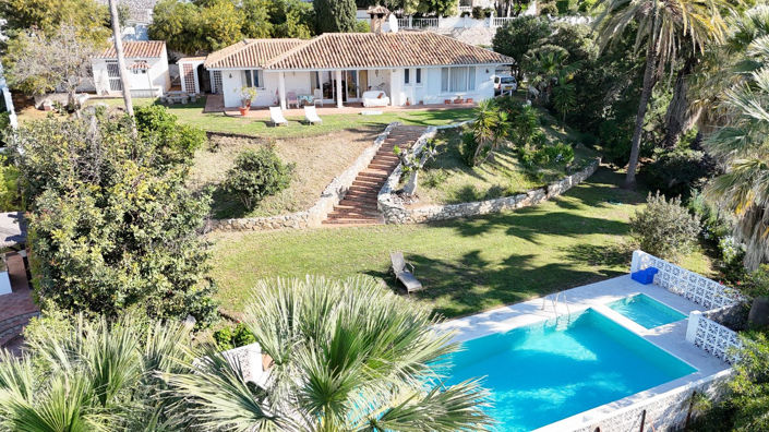 Image No.9-4 Bed Villa for sale