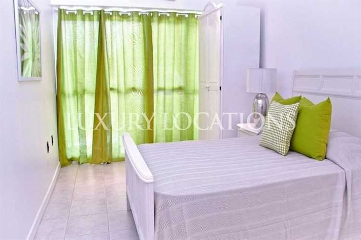 Image No.14-4 Bed Property for sale