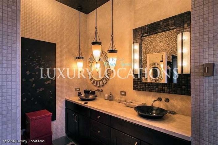 Image No.11-5 Bed Villa for sale