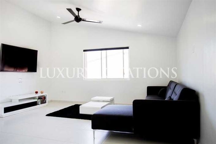 Image No.13-3 Bed Villa for sale