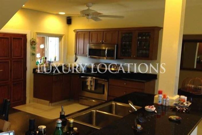 Image No.3-5 Bed Villa for sale