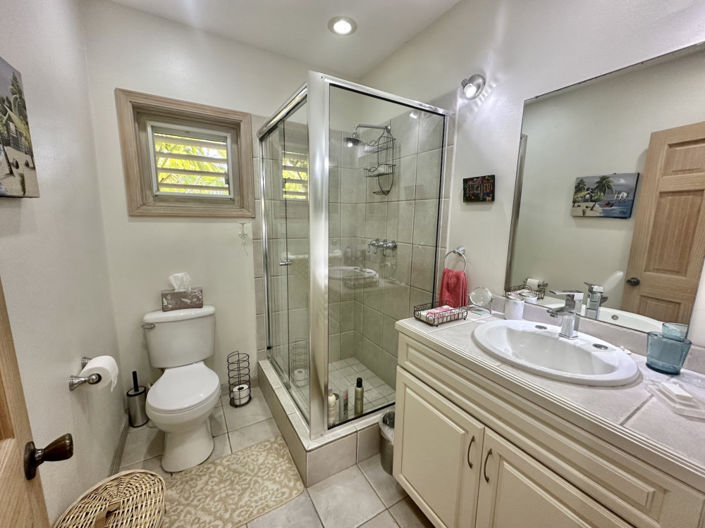 Image No.18-3 Bed Property for sale