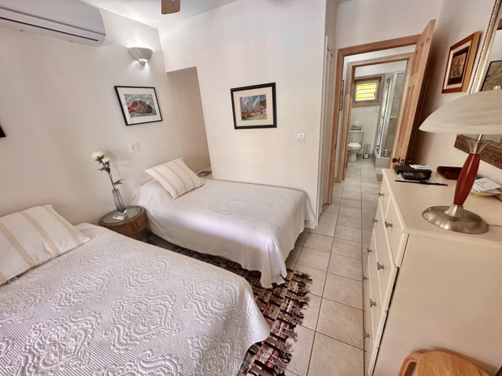 Image No.20-3 Bed Property for sale