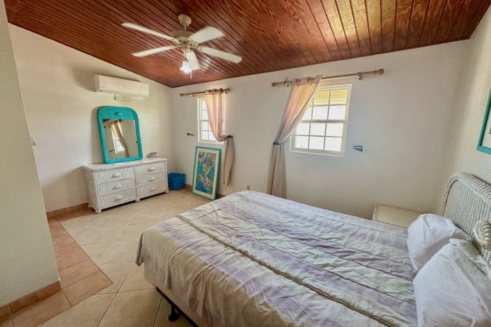 Image No.11-2 Bed Villa for sale