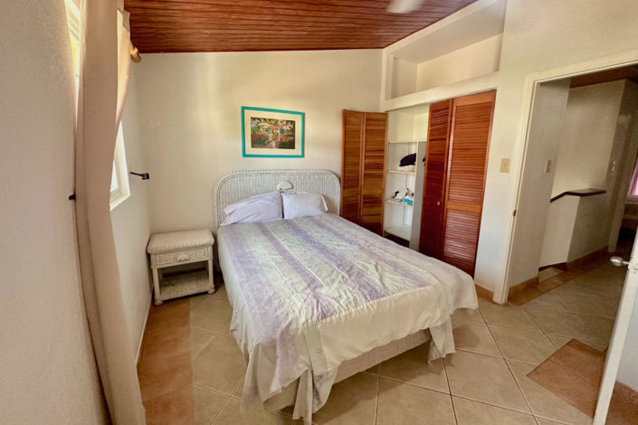 Image No.10-2 Bed Villa for sale