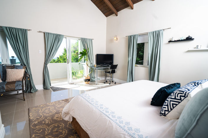 Image No.27-3 Bed Property for sale