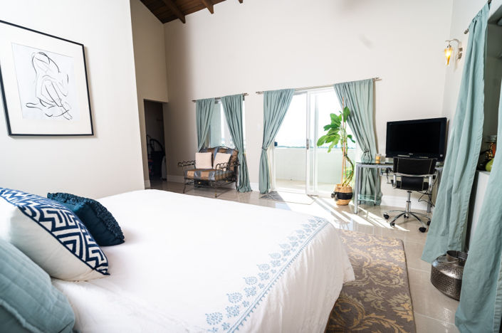 Image No.28-3 Bed Property for sale