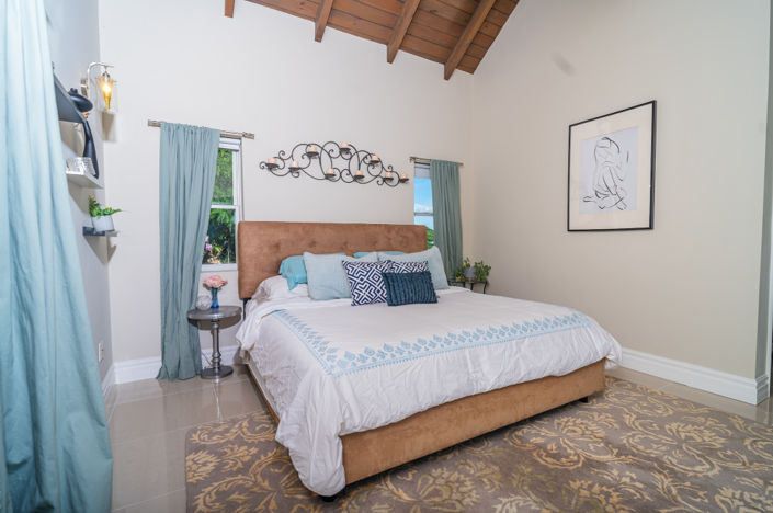 Image No.29-3 Bed Property for sale