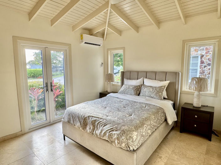 Image No.17-3 Bed Property for sale