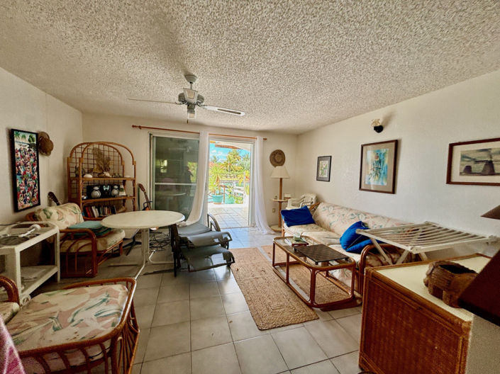 Image No.5-2 Bed Villa for sale