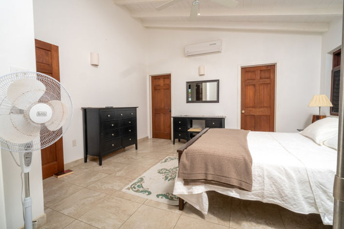 Image No.17-3 Bed Villa for sale