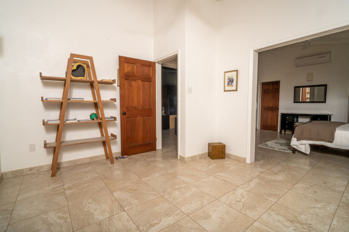 Image No.19-3 Bed Villa for sale