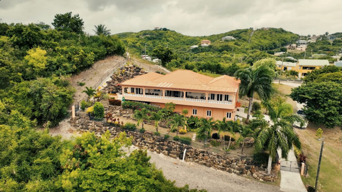 Image No.1-4 Bed Villa for sale