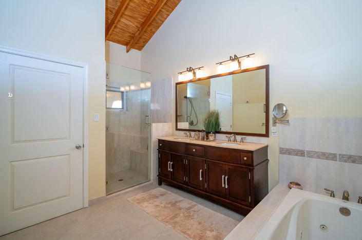 Image No.17-4 Bed Villa for sale