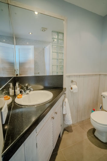 Image No.25-2 Bed Villa for sale