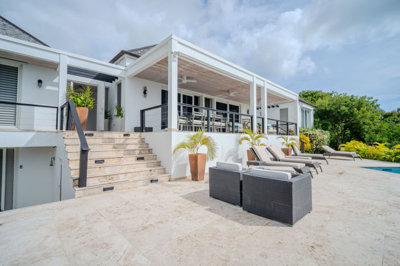 Terrace and Sun Deck