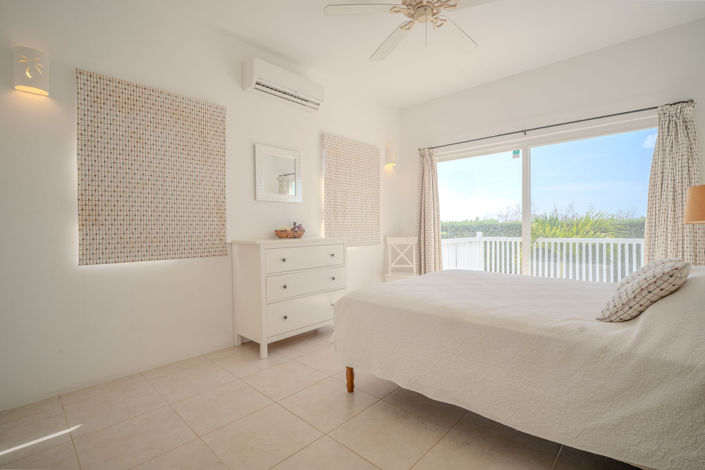 Image No.14-3 Bed Property for sale