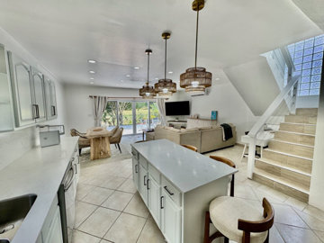 Open Plan Kitchen, Dining & Living area