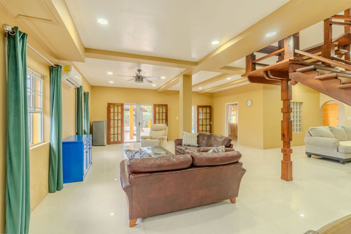Image No.11-5 Bed Villa for sale