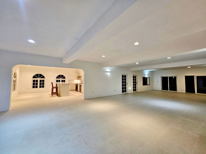Image No.8-5 Bed Villa for sale