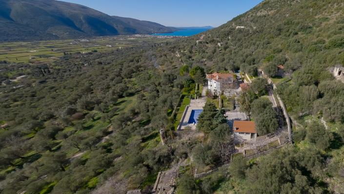 Image No.1-Villa de 5 chambres à vendre à Thesprotia