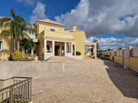 Image No.3-4 Bed House/Villa for sale