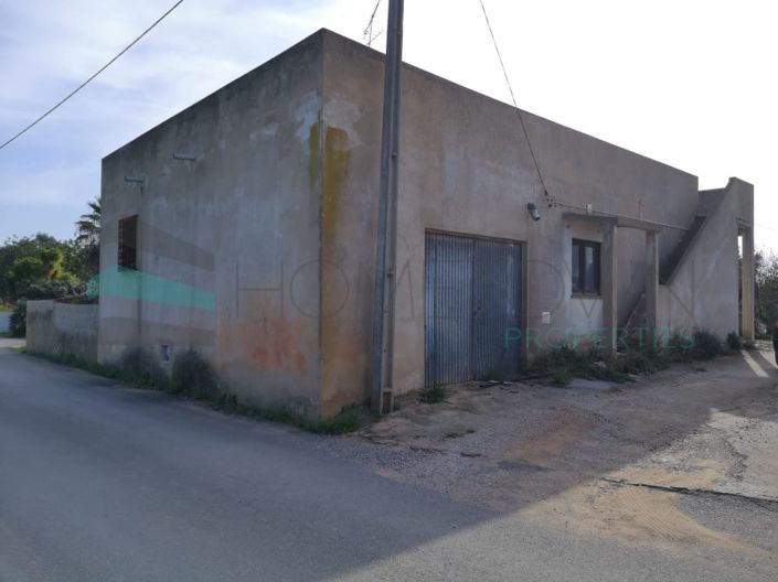 Image No.5-2 Bed Farmhouse for sale