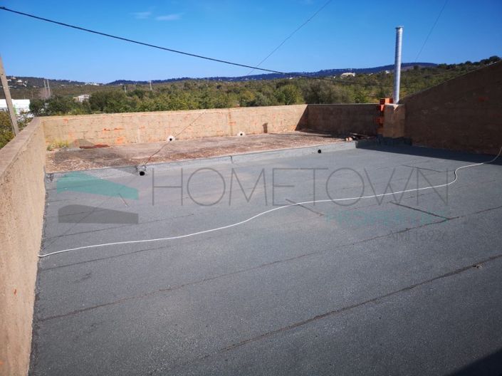 Image No.8-2 Bed Farmhouse for sale