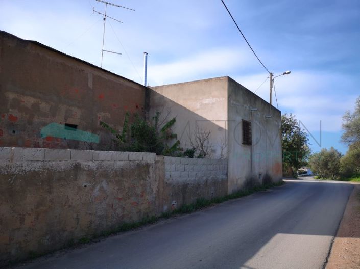 Image No.9-2 Bed Farmhouse for sale