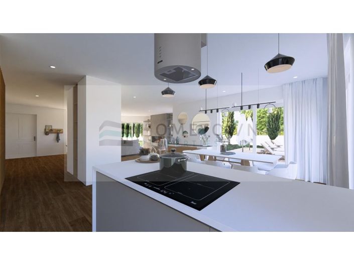 Image No.14-4 Bed House for sale