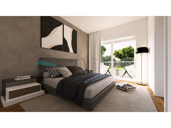 Image No.17-4 Bed House for sale