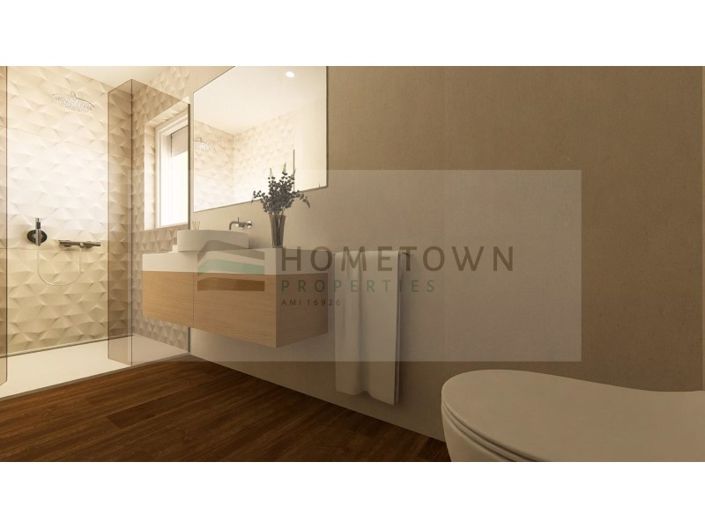 Image No.18-4 Bed House for sale